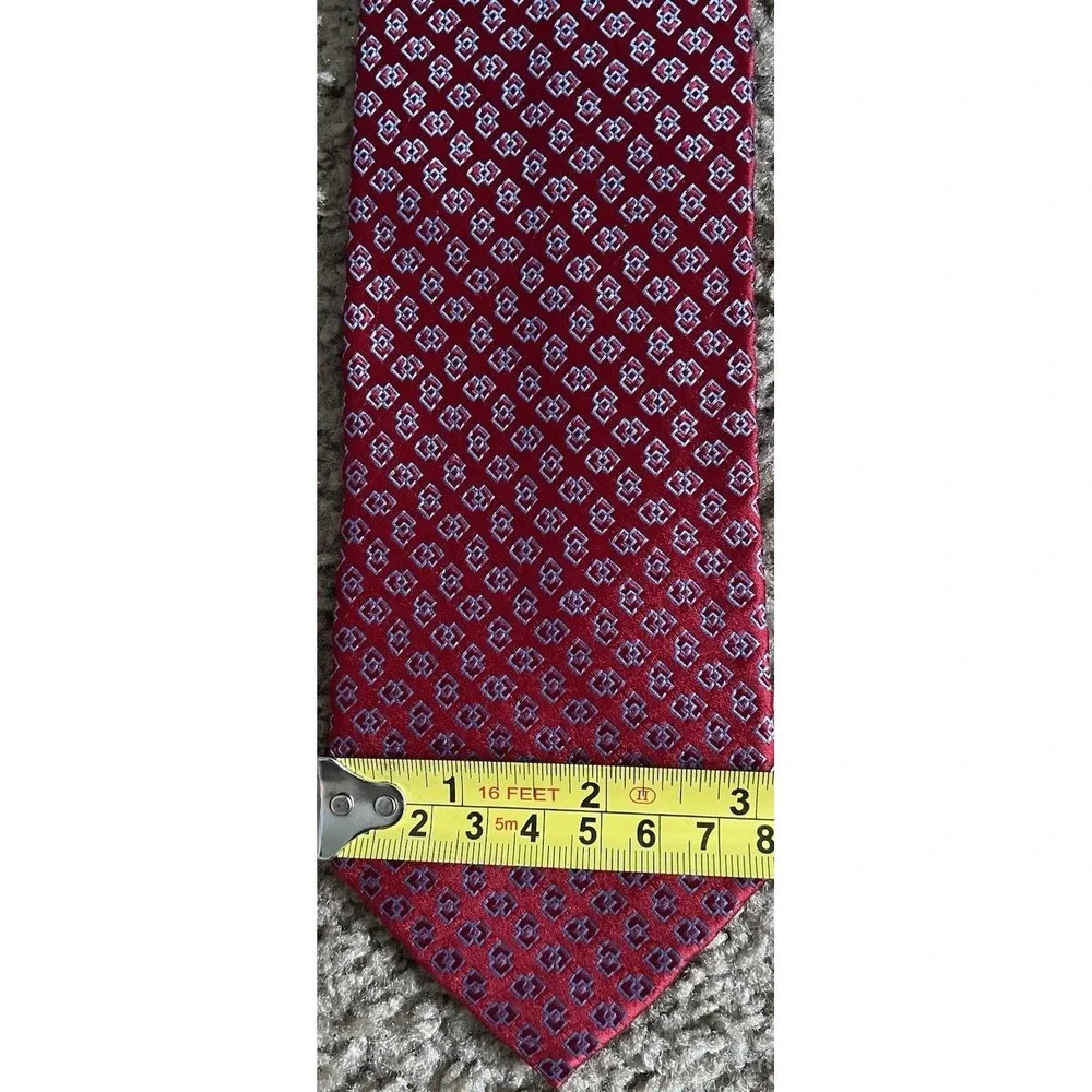 Hickey Freeman Neckwear Tie Red White Geometric Pattern Italy 100% Silk JBHS